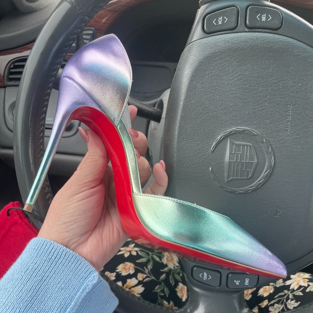 NIB! Christian Louboutin Iriza Size 38 Iridescent